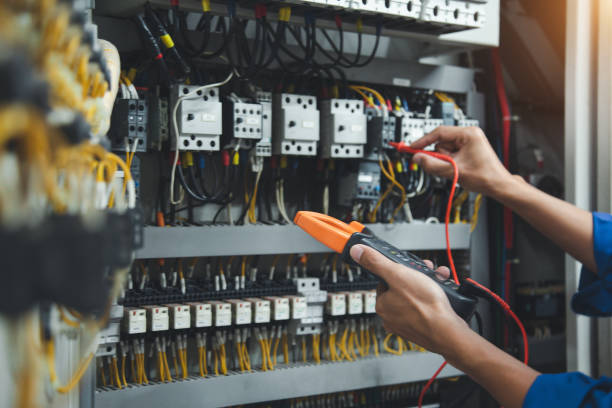 Best Commercial Electrician Services  in Blue Hills, CT